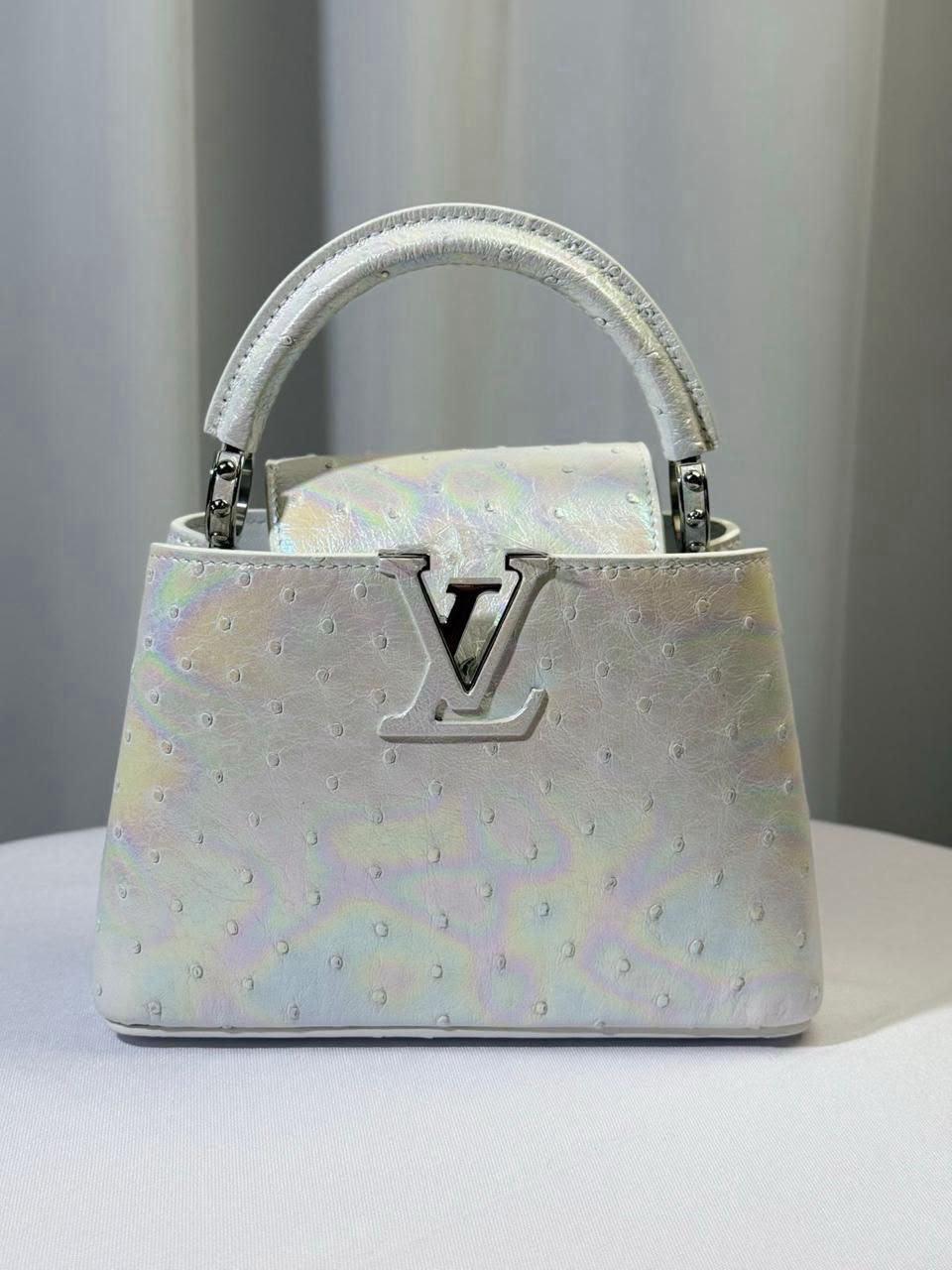 Ladies L*vi   Bags