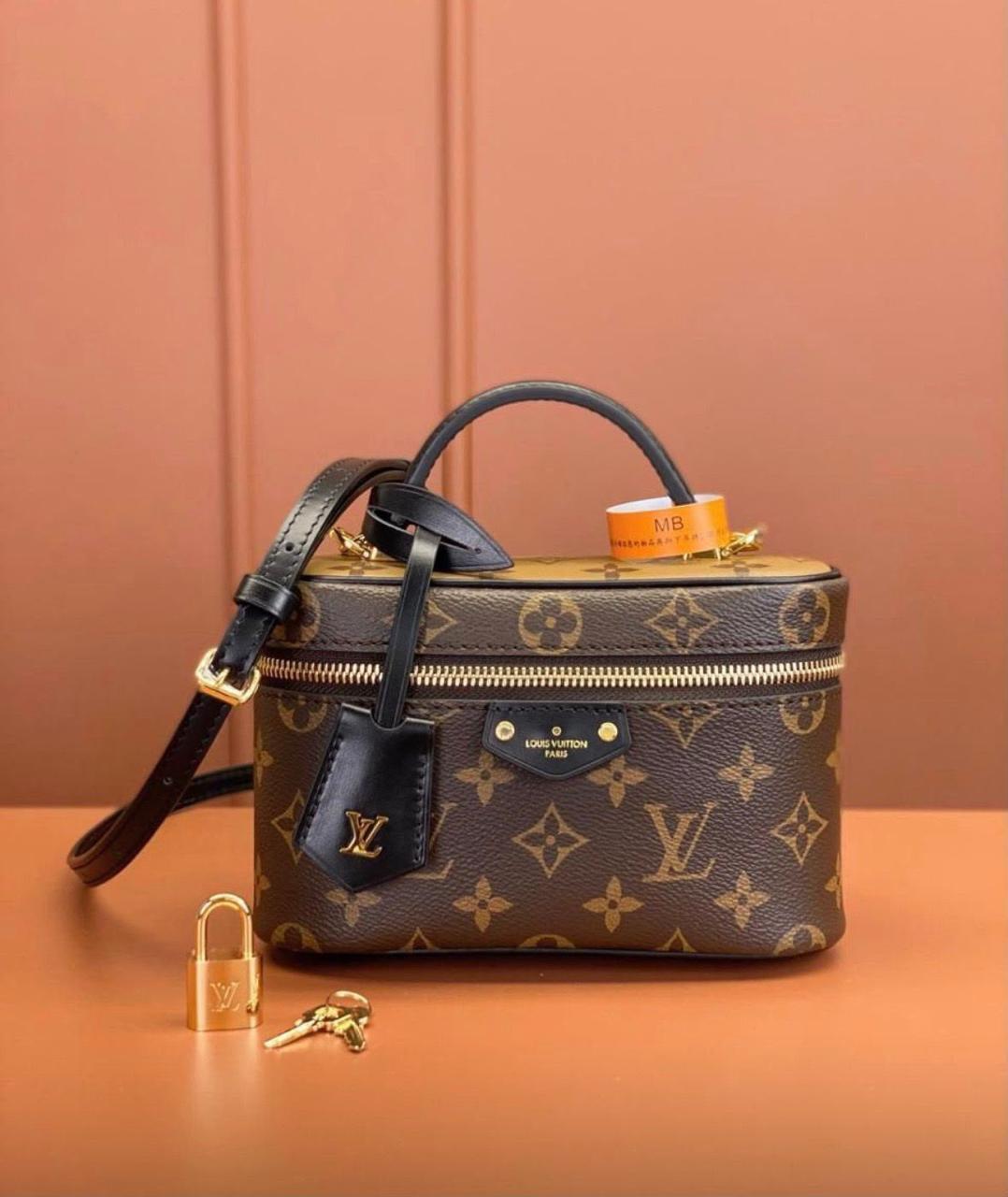 Ladies L*vi   Bags