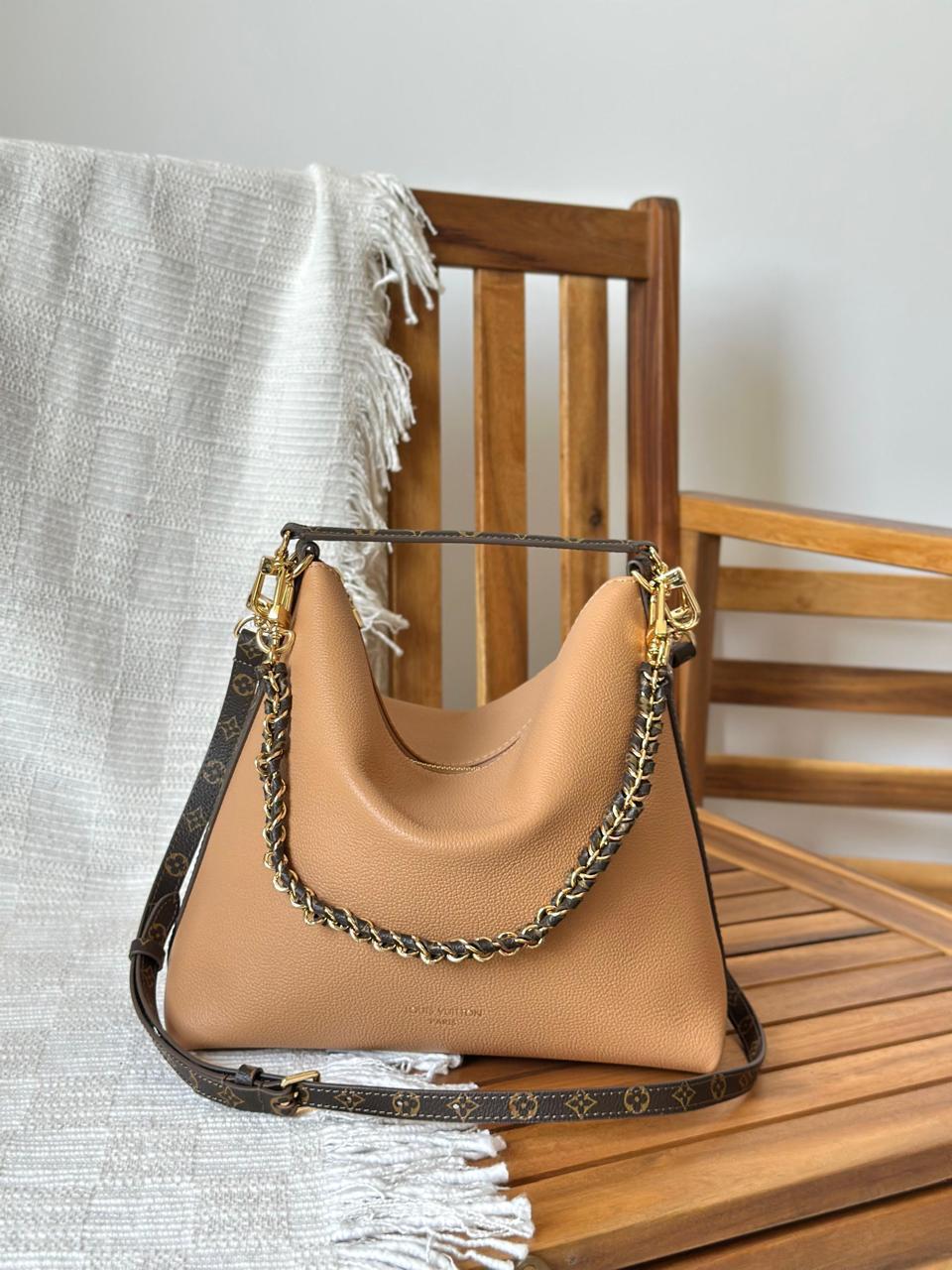 Ladies L*vi   Bags