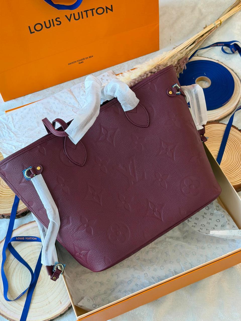 Ladies L*vi   Bags
