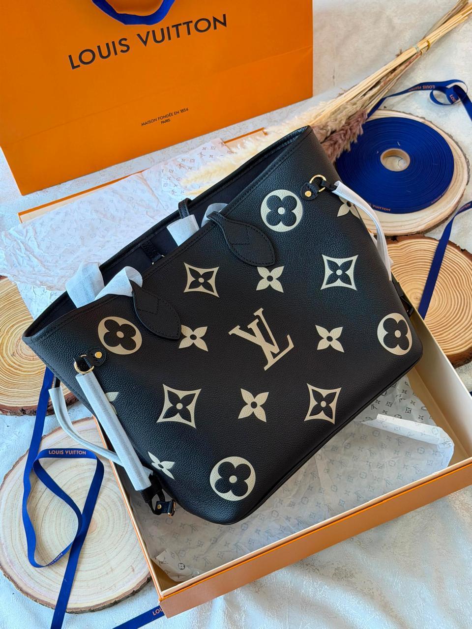 Ladies L*vi   Bags