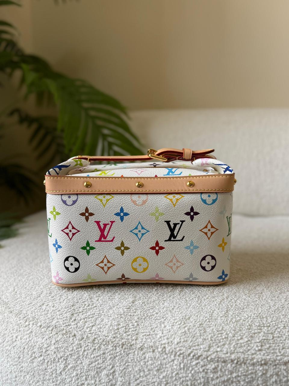 Ladies L*vi   Bags