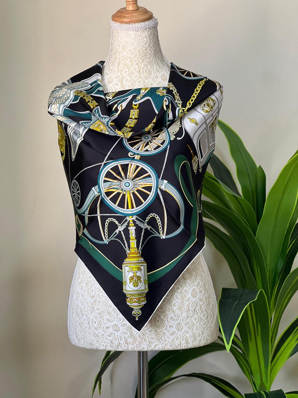 Ladies scarf