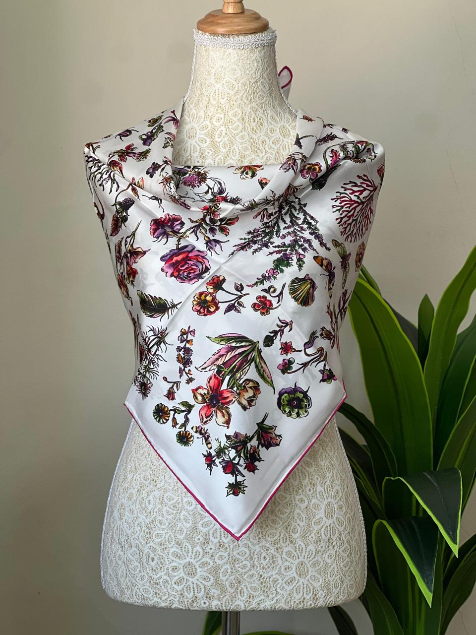 Ladies scarf