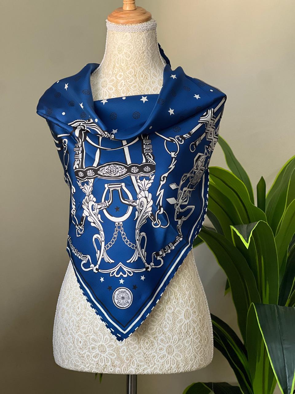 Ladies scarf