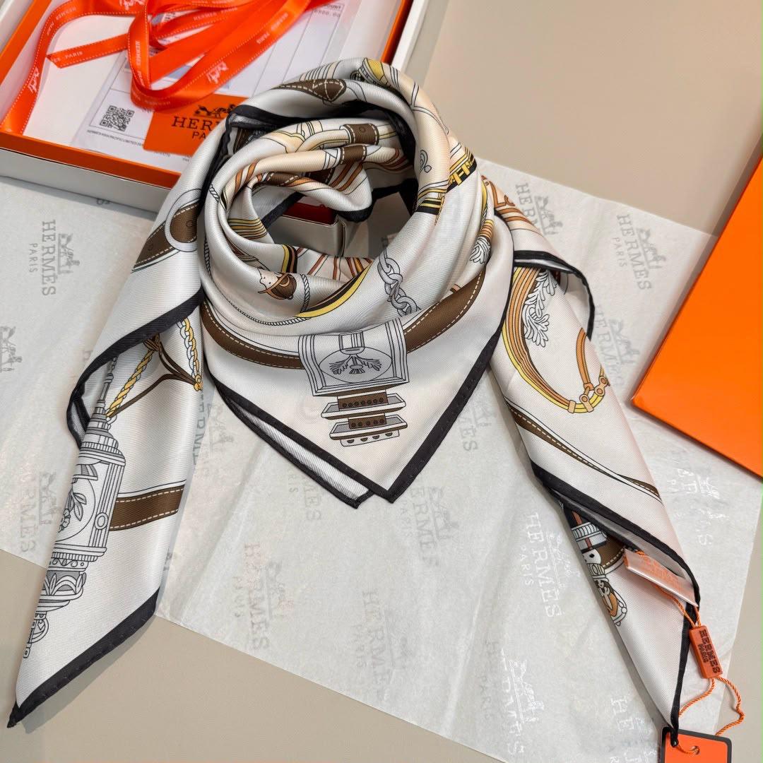 Ladies scarf
