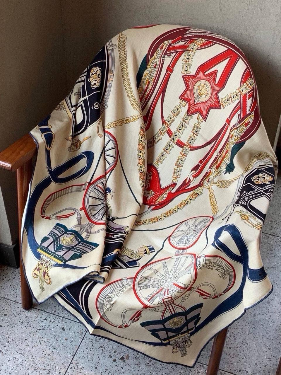 Ladies scarf