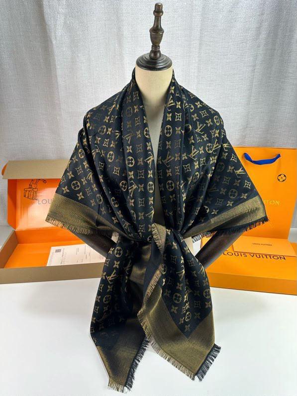 Ladies scarf