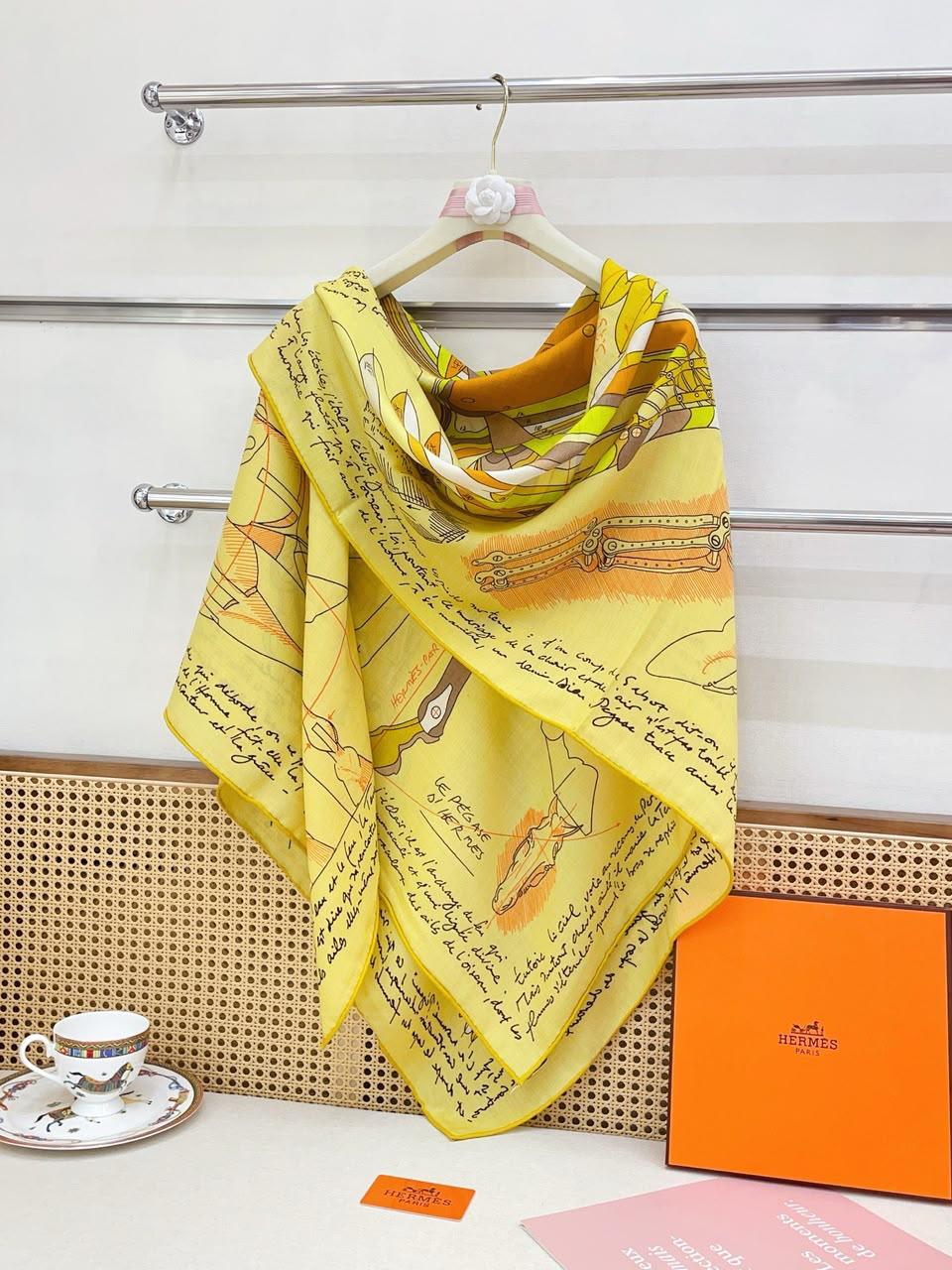 Ladies scarf