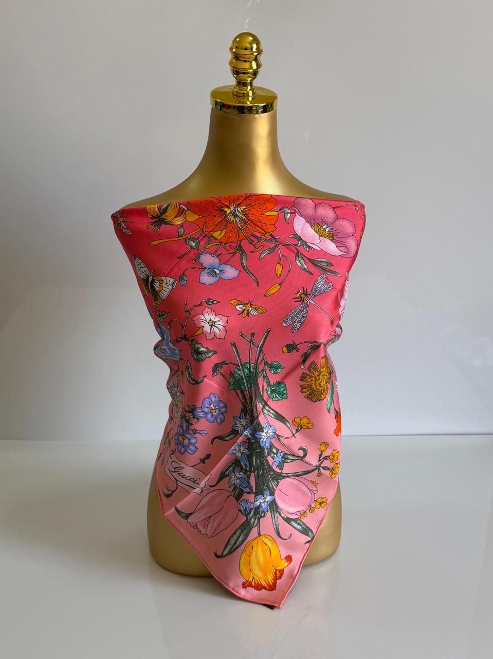 Ladies scarf