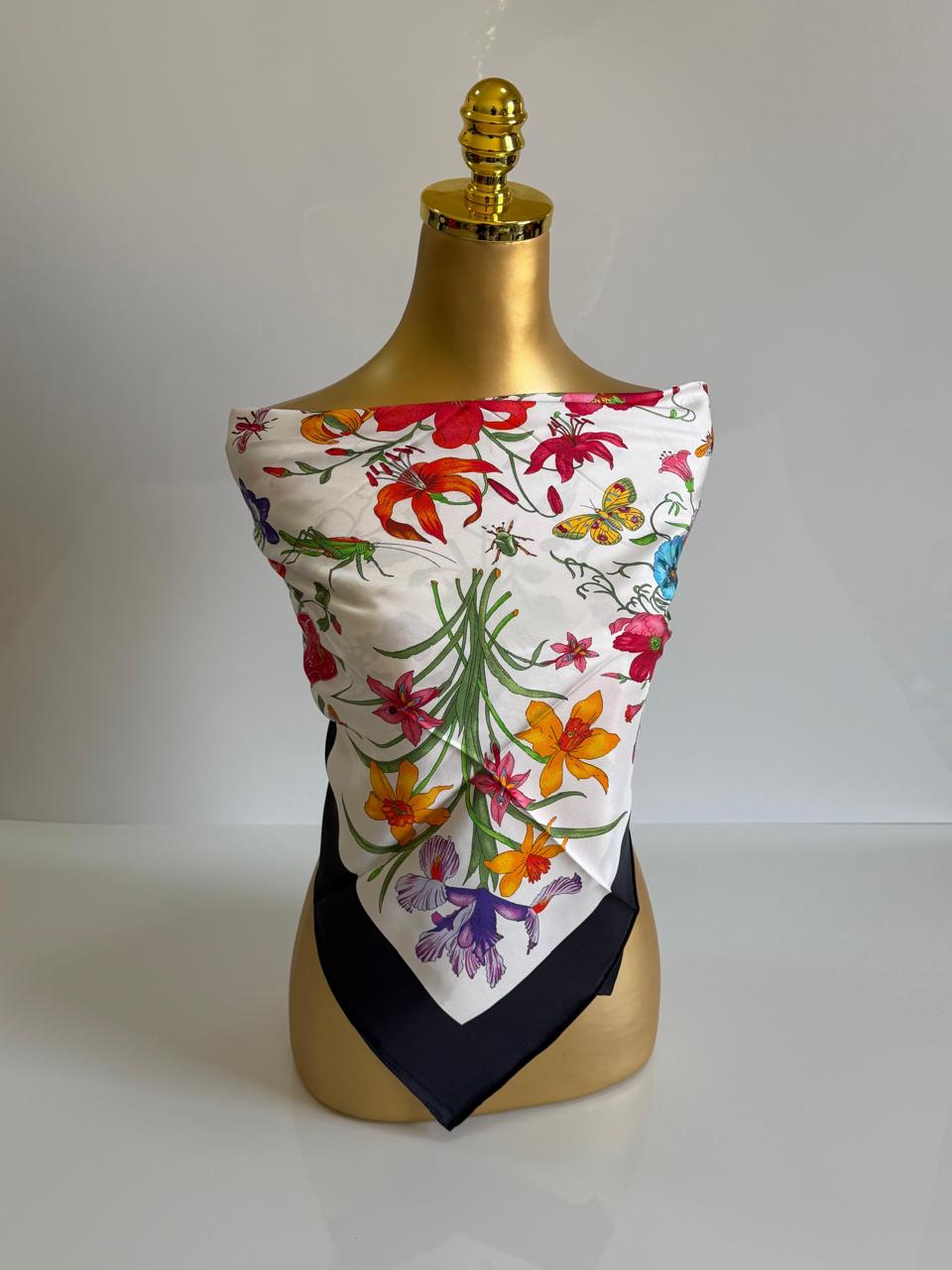 Ladies scarf