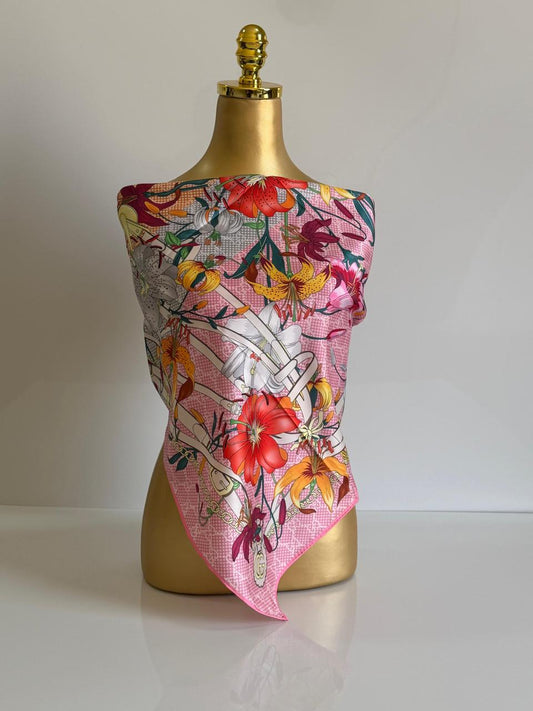 Ladies scarf
