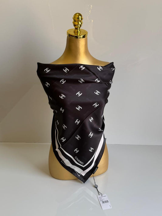Ladies scarf