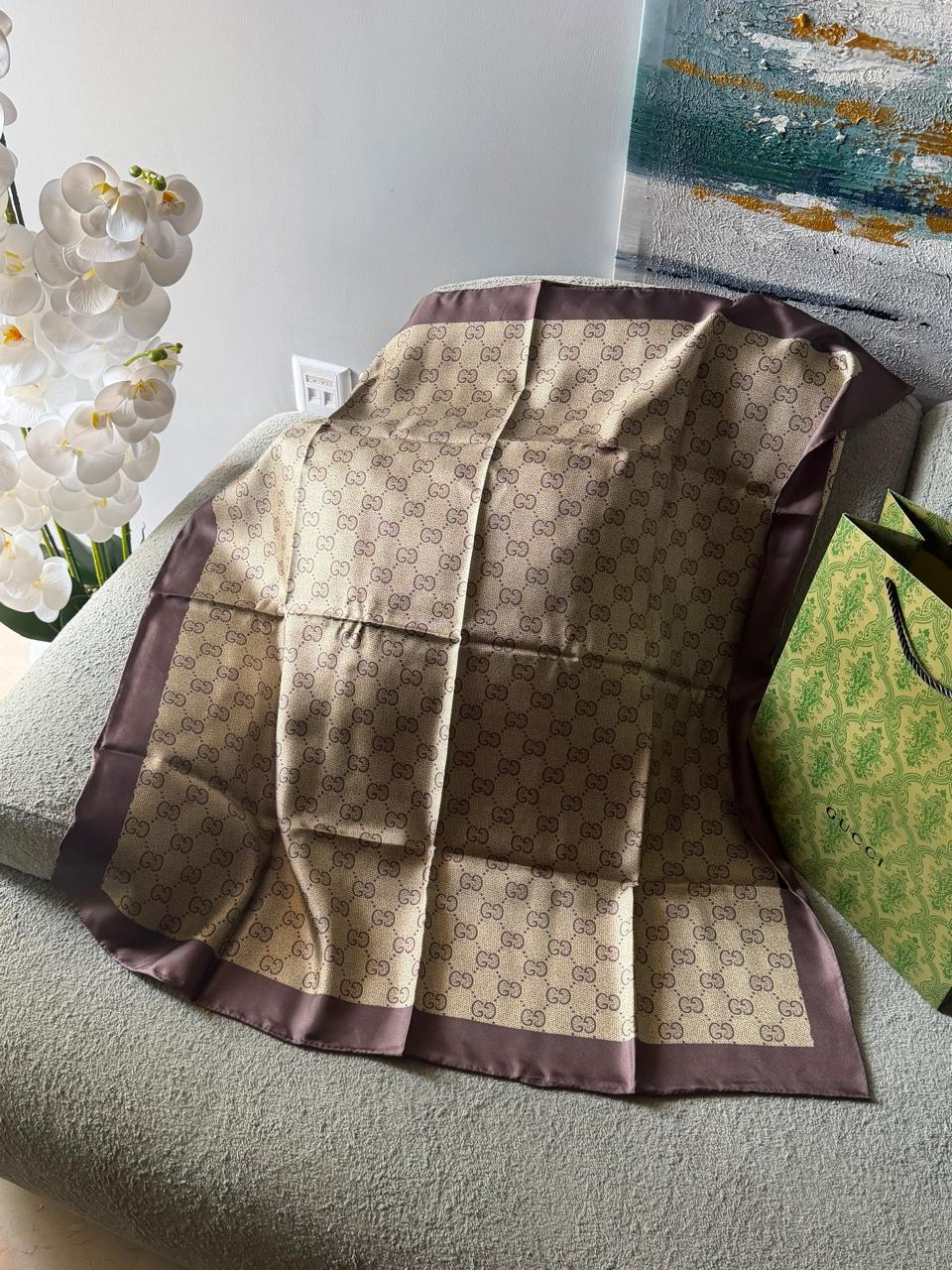 Ladies scarf