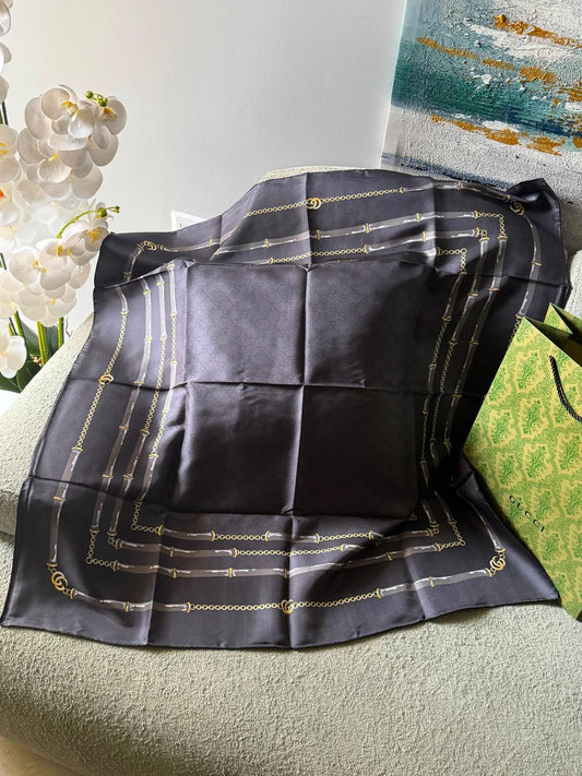 Ladies scarf