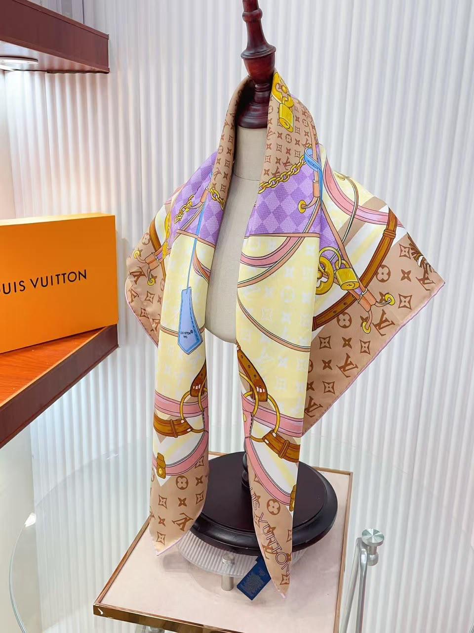 Ladies scarf
