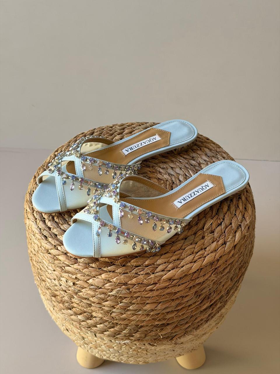 Ladies flats