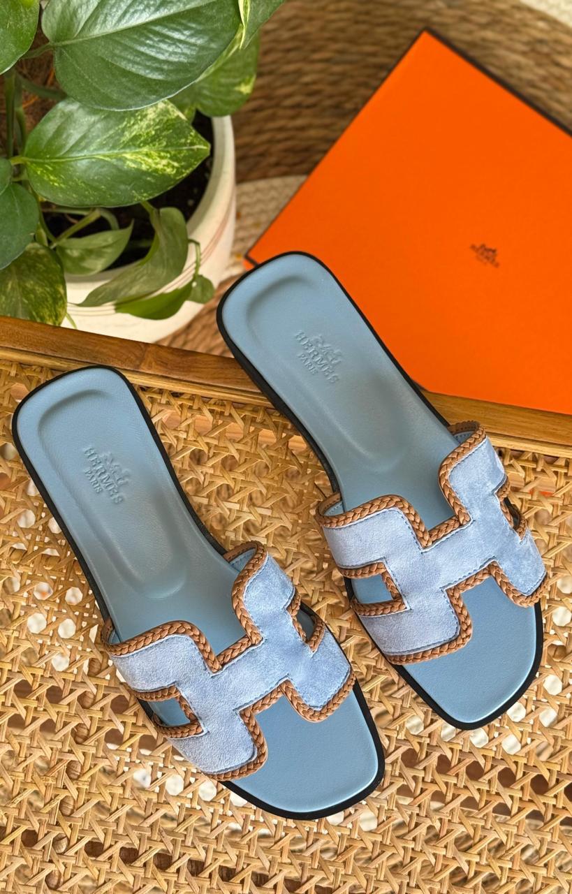 Ladies flats