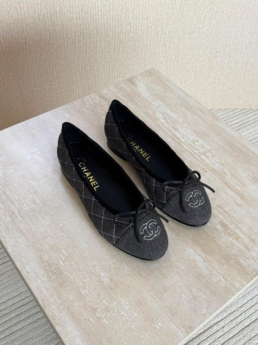 Ladies  shoes