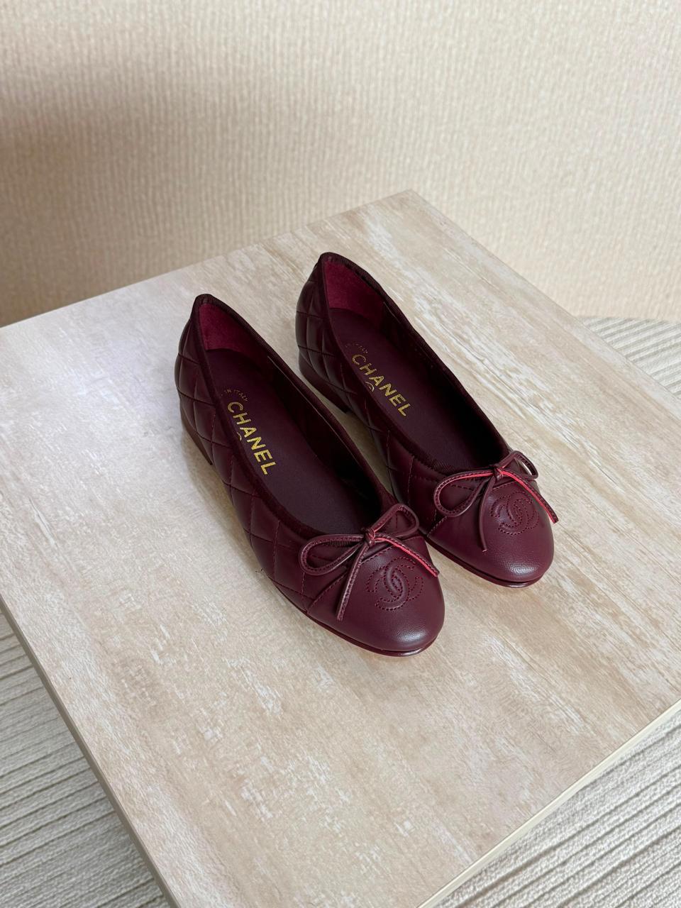 Ladies  shoes