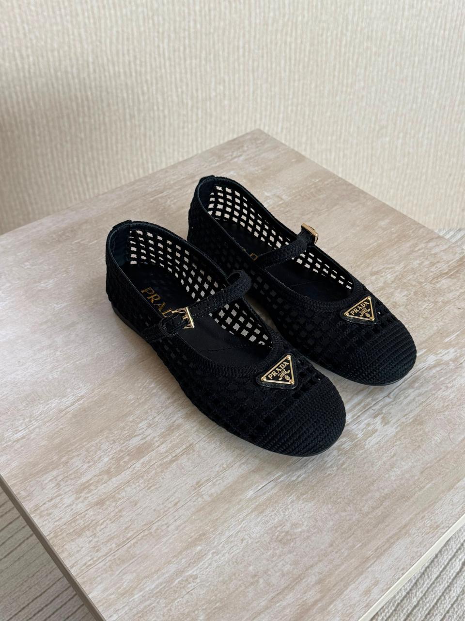 Ladies  shoes