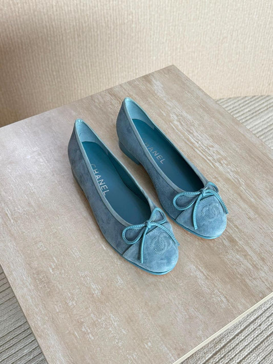 Ladies  shoes