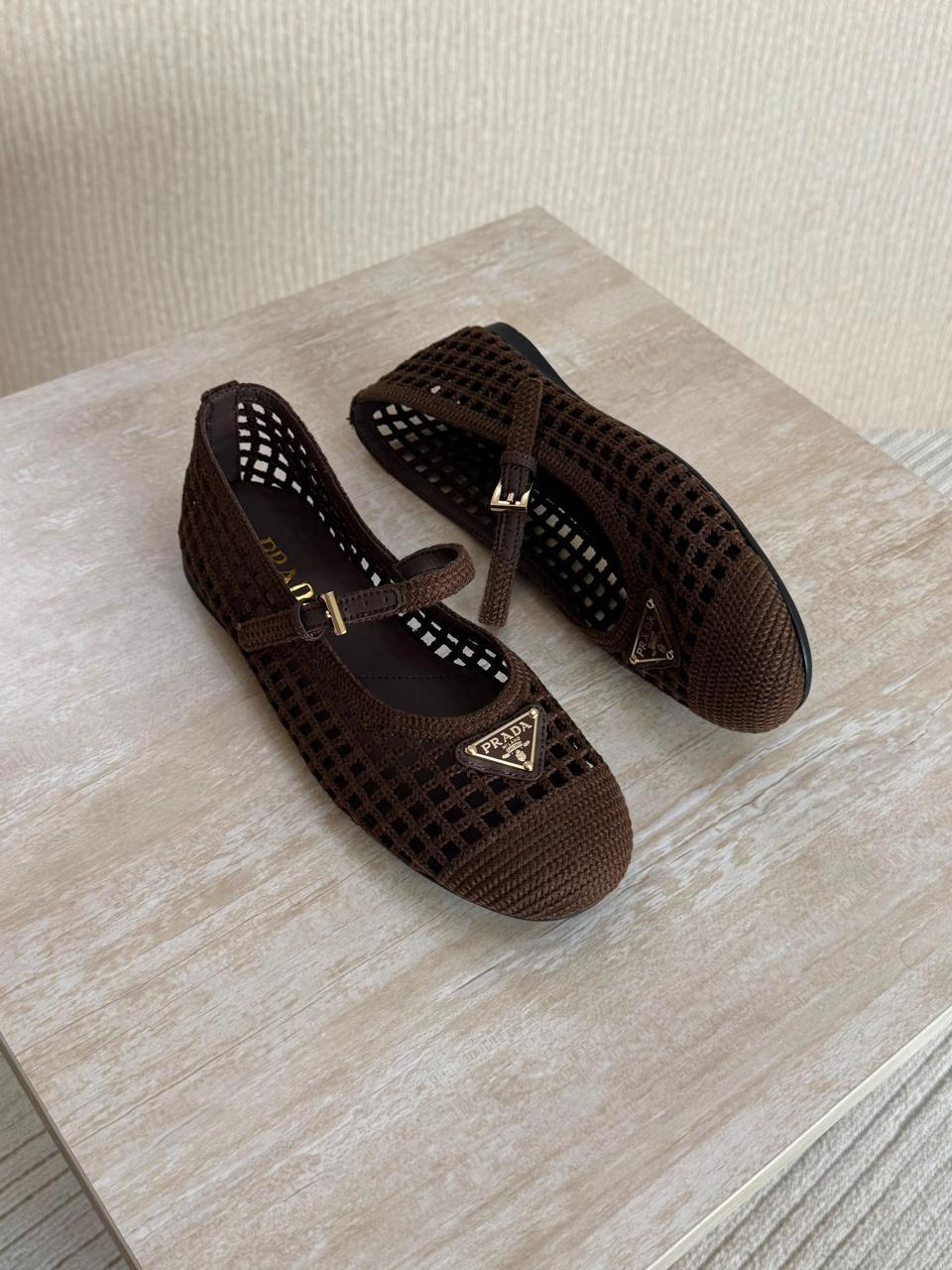 Ladies  shoes
