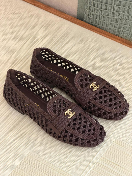 Ladies  shoes