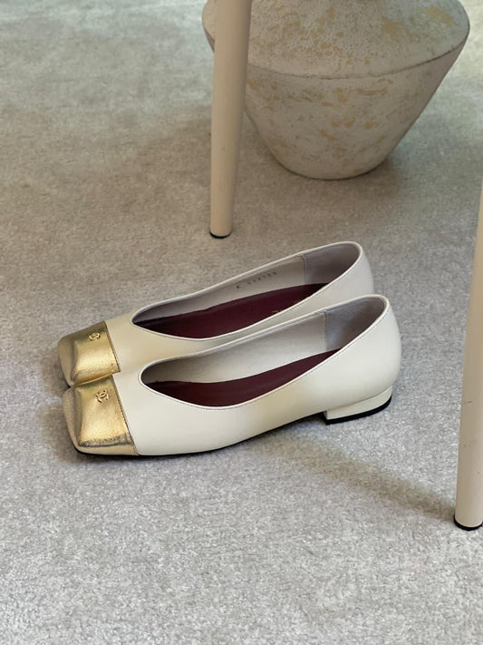 Ladies  shoes