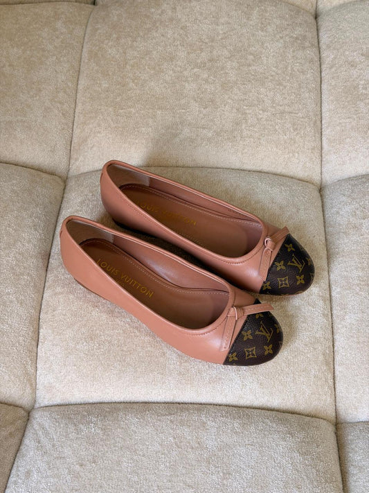 Ladies  shoes