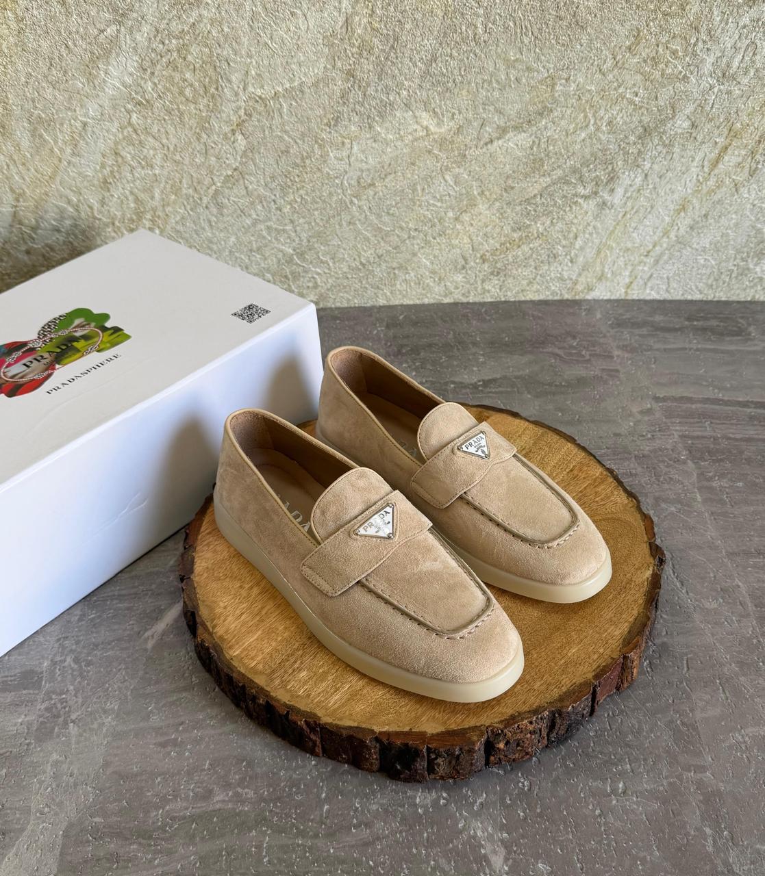 Ladies  shoes