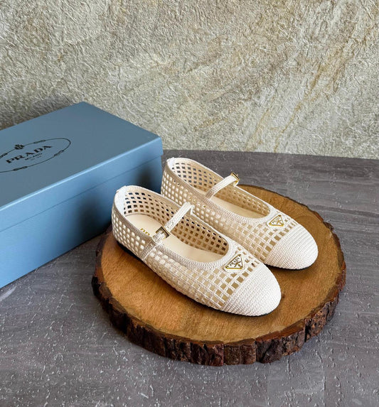 Ladies  shoes