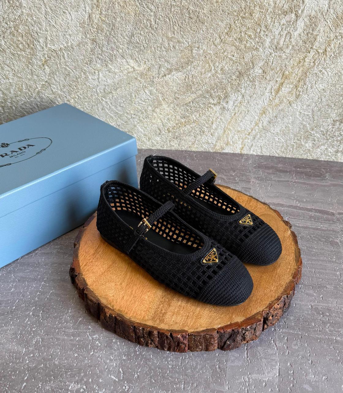 Ladies  shoes