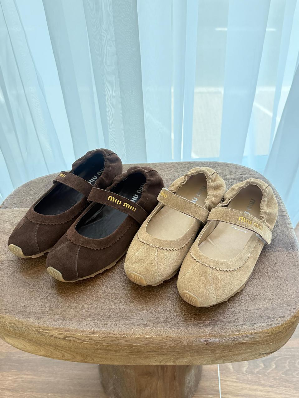Ladies  shoes