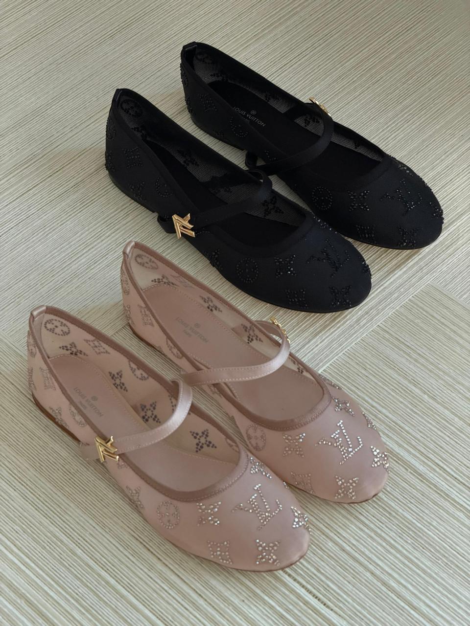 Ladies  shoes