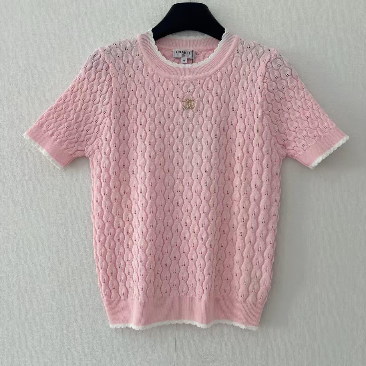 Ladies t-shirts & tops