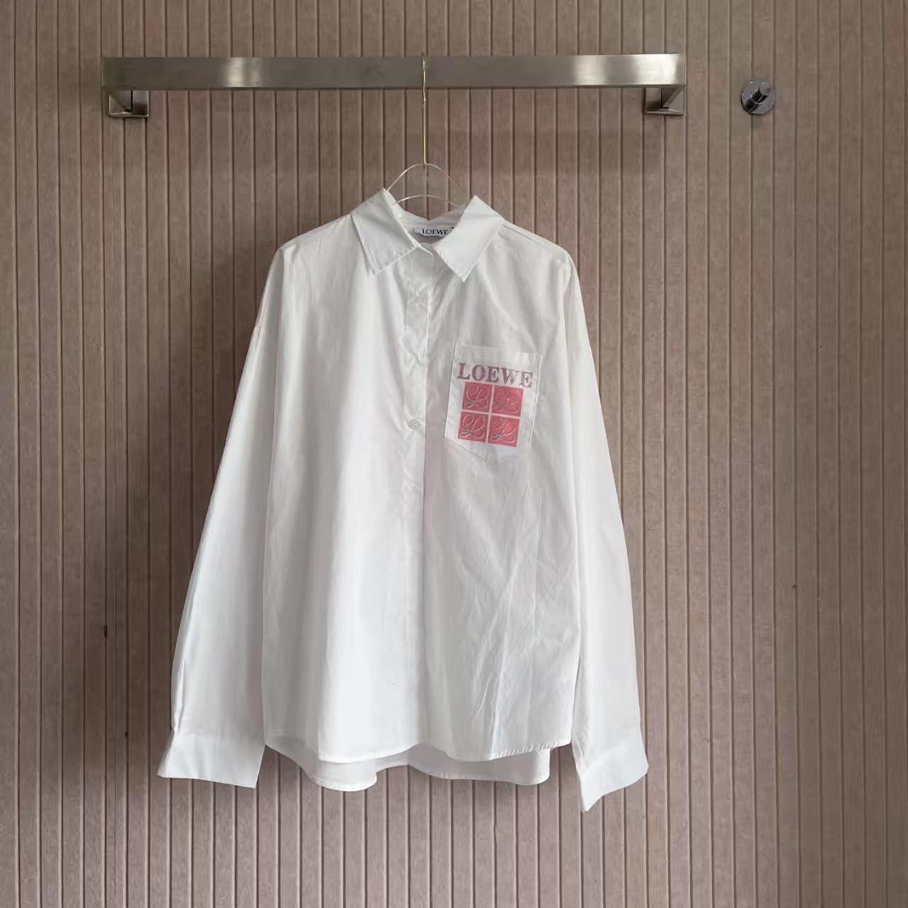 Ladies t-shirts & tops