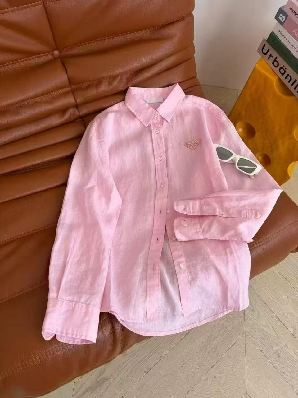 Ladies t-shirts & tops