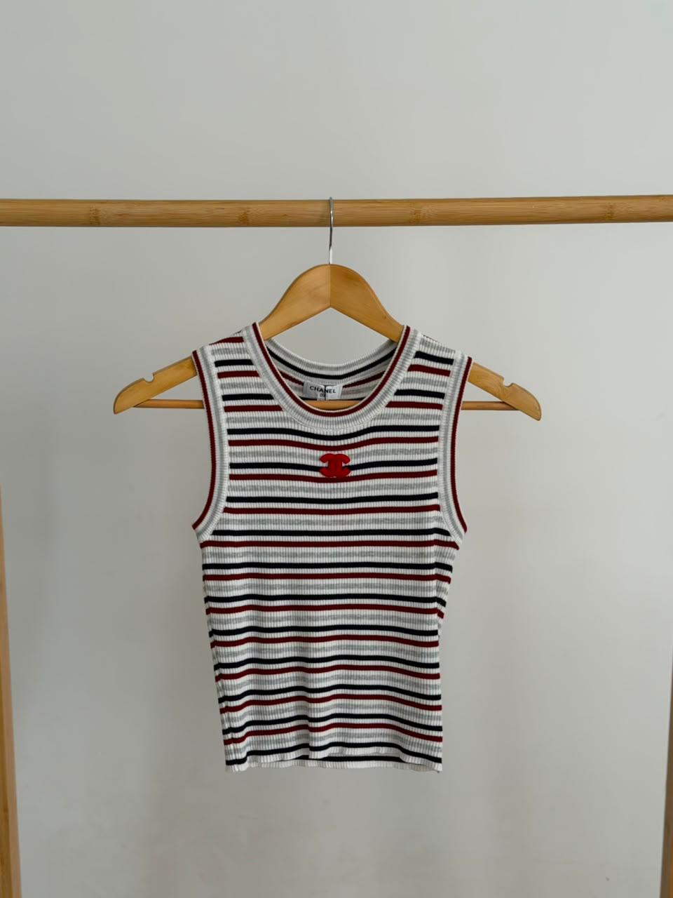 Ladies t-shirts & tops