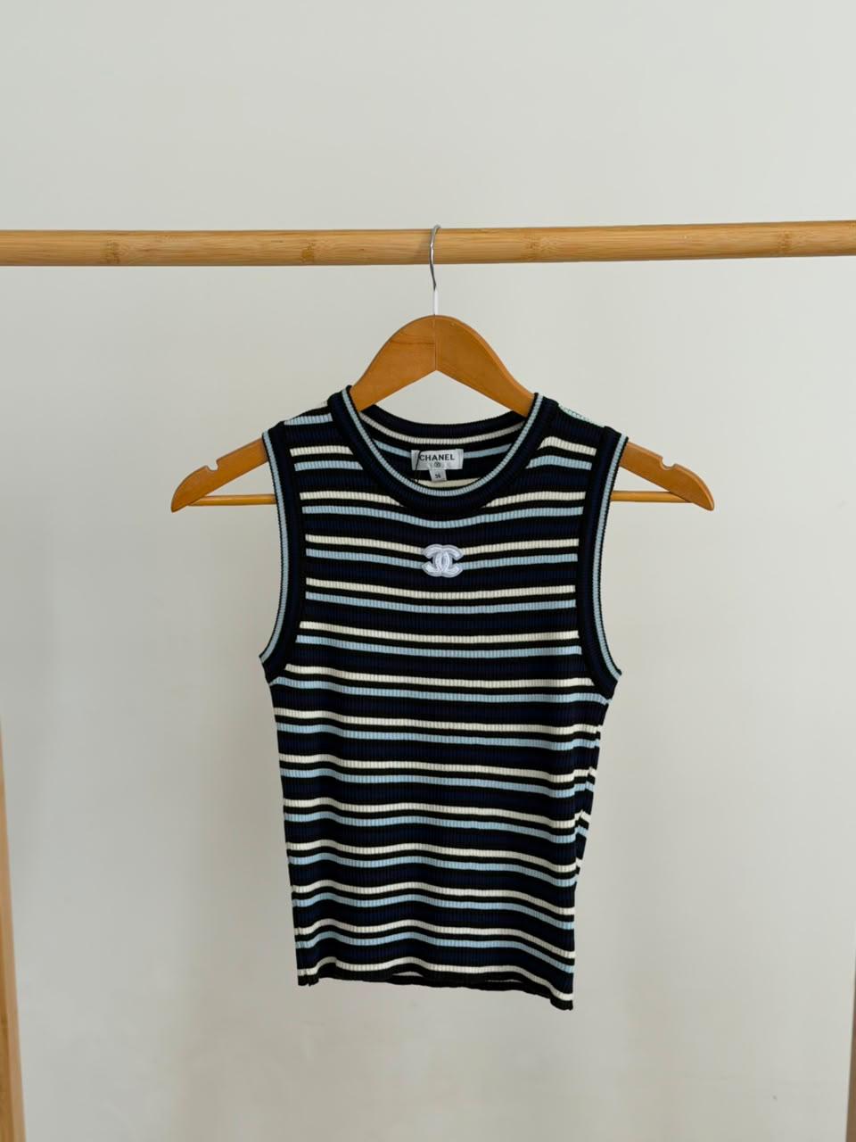 Ladies t-shirts & tops