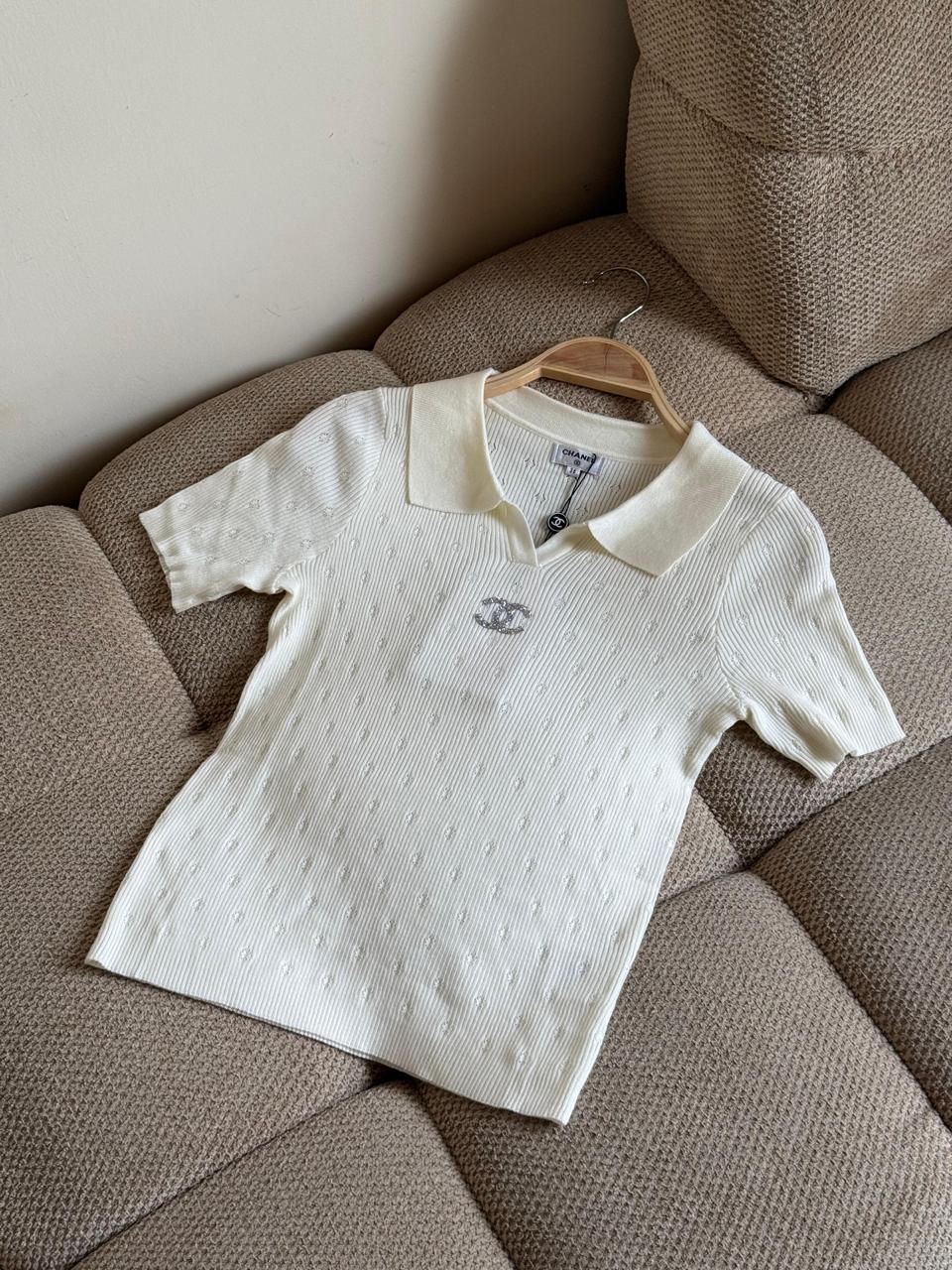 Ladies t-shirts & tops