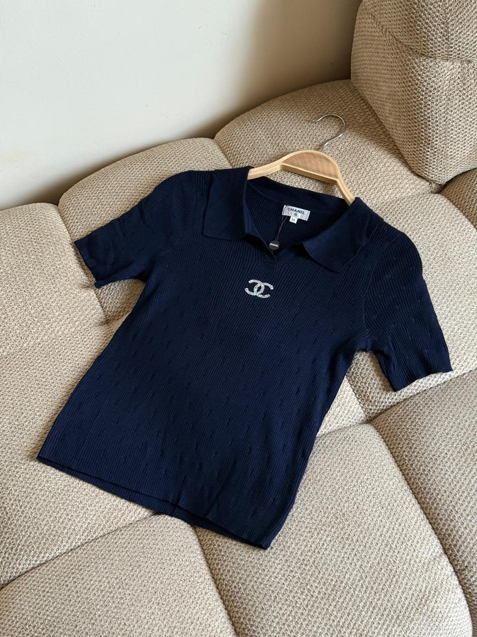 Ladies t-shirts & tops