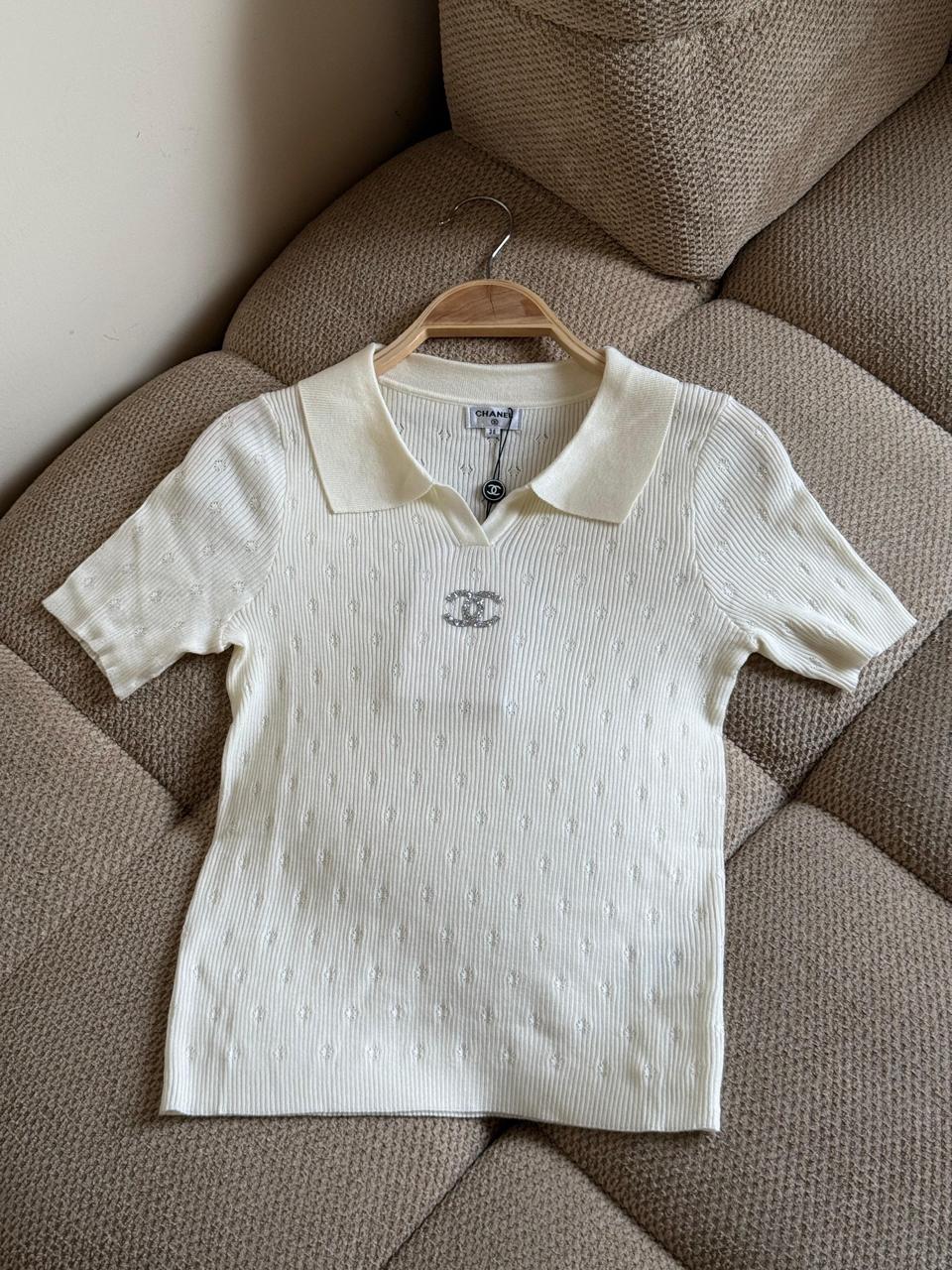 Ladies t-shirts & tops