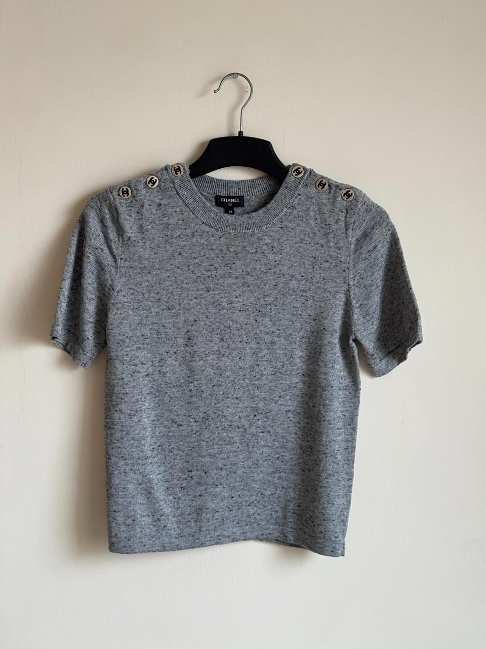 Ladies t-shirts & tops