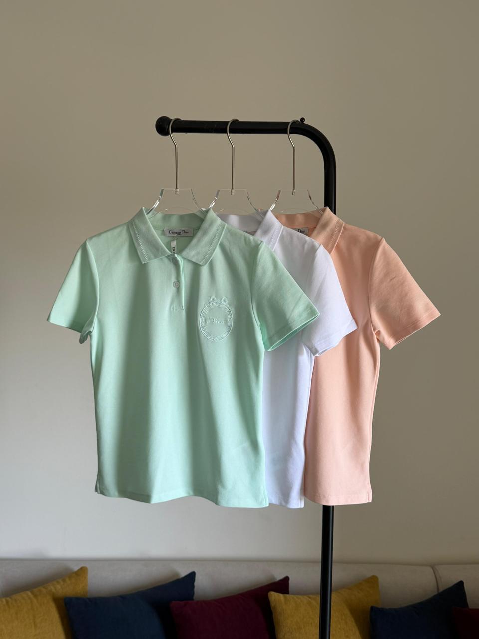 Ladies t-shirts & tops