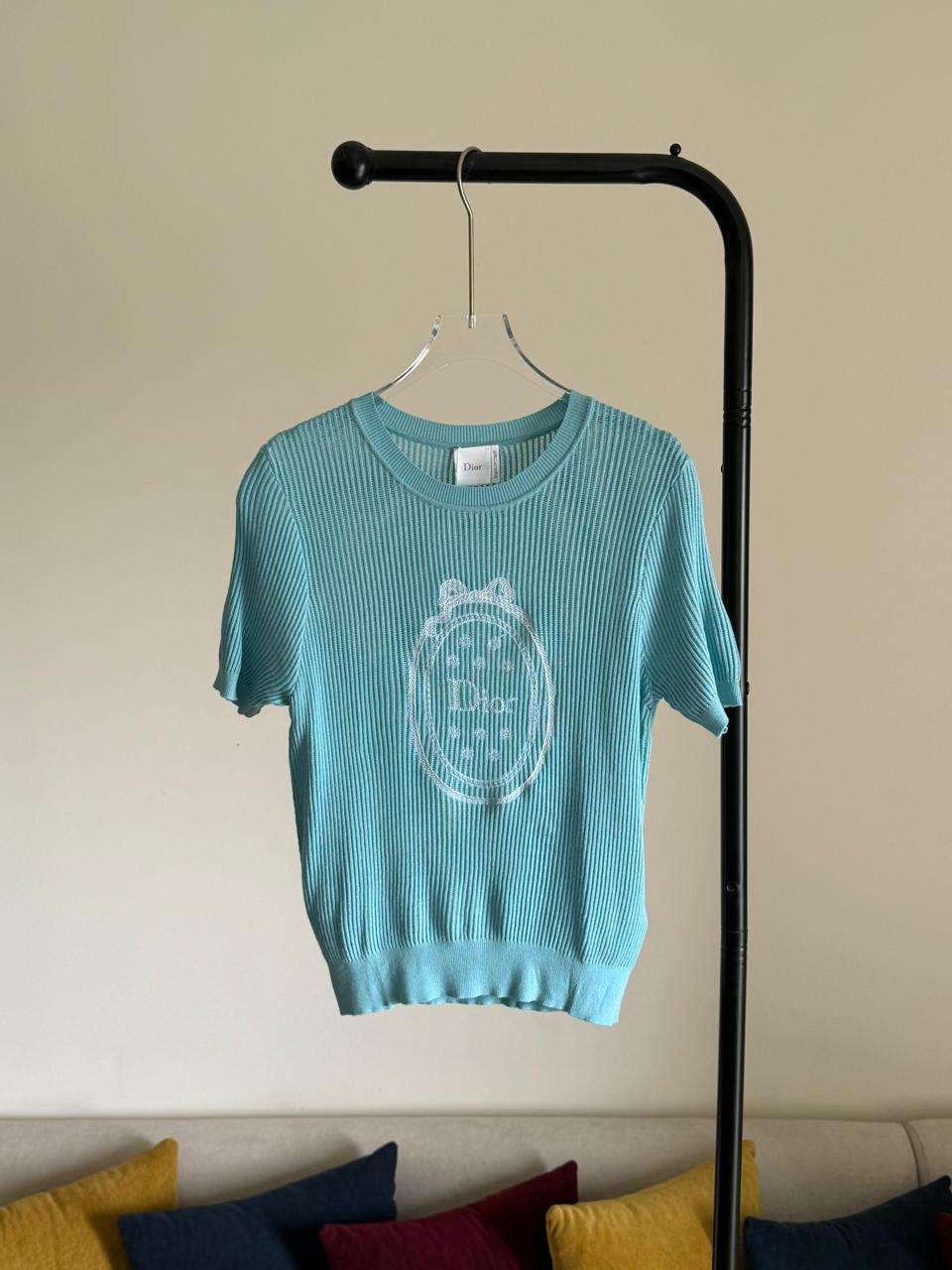 Ladies t-shirts & tops