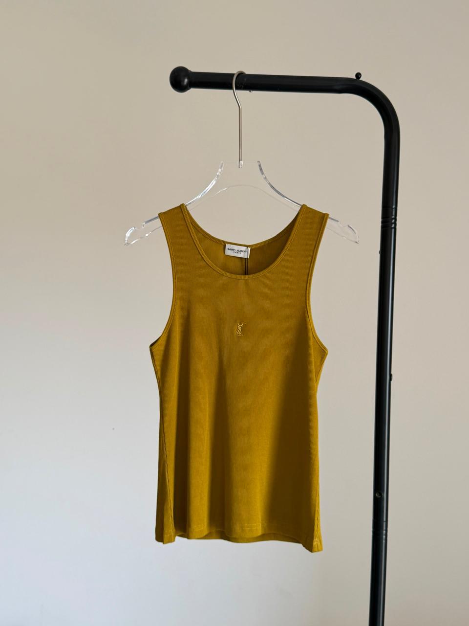 Ladies t-shirts & tops