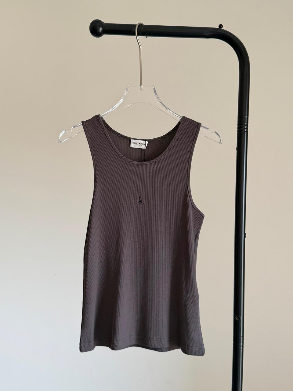 Ladies t-shirts & tops