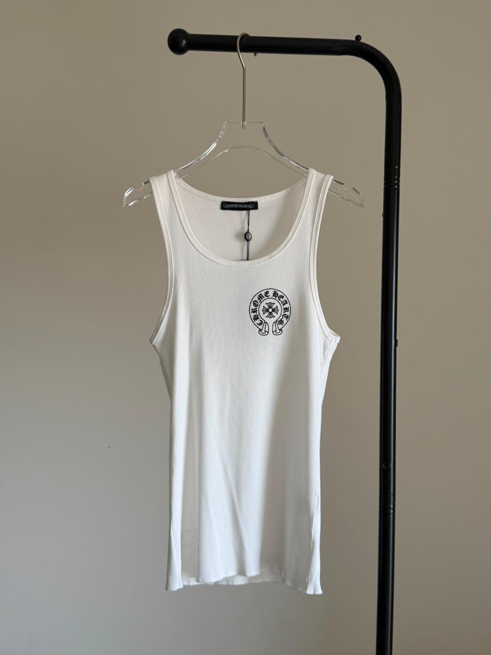 Ladies t-shirts & tops