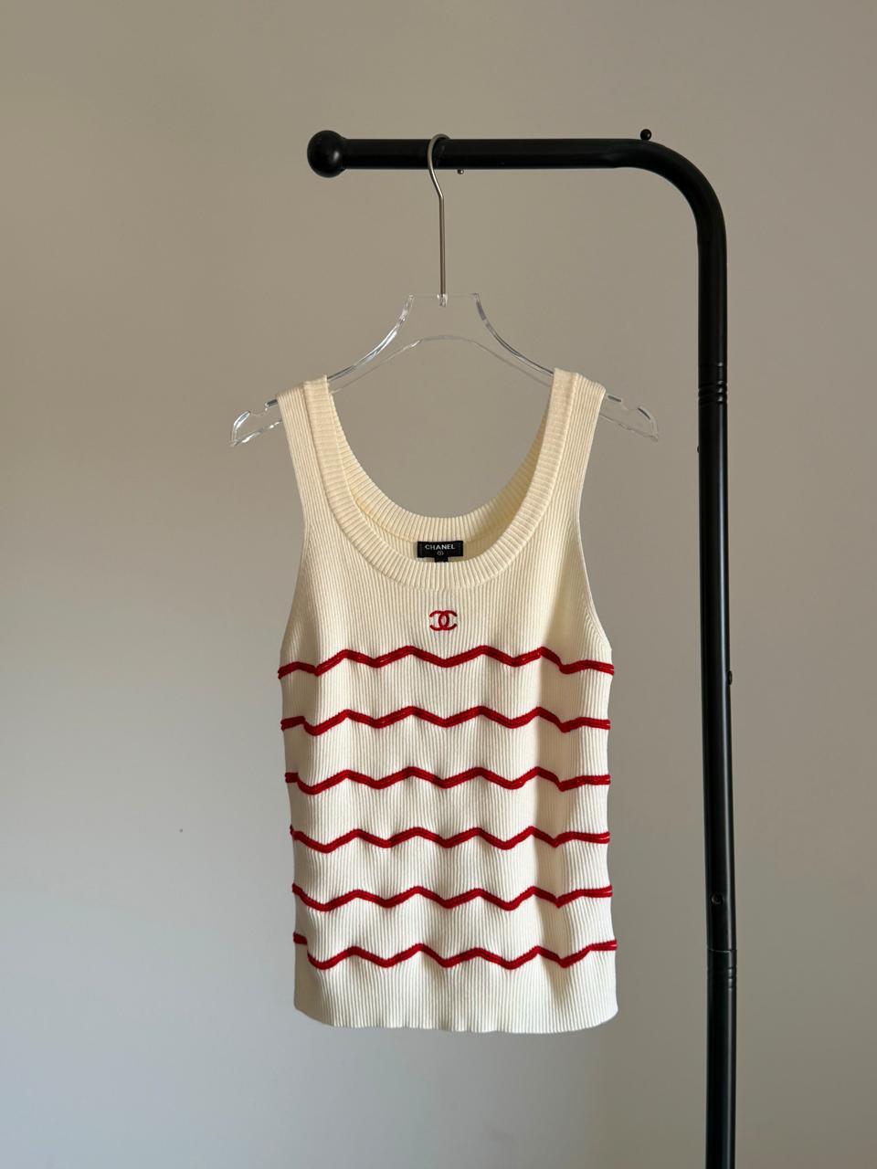Ladies t-shirts & tops